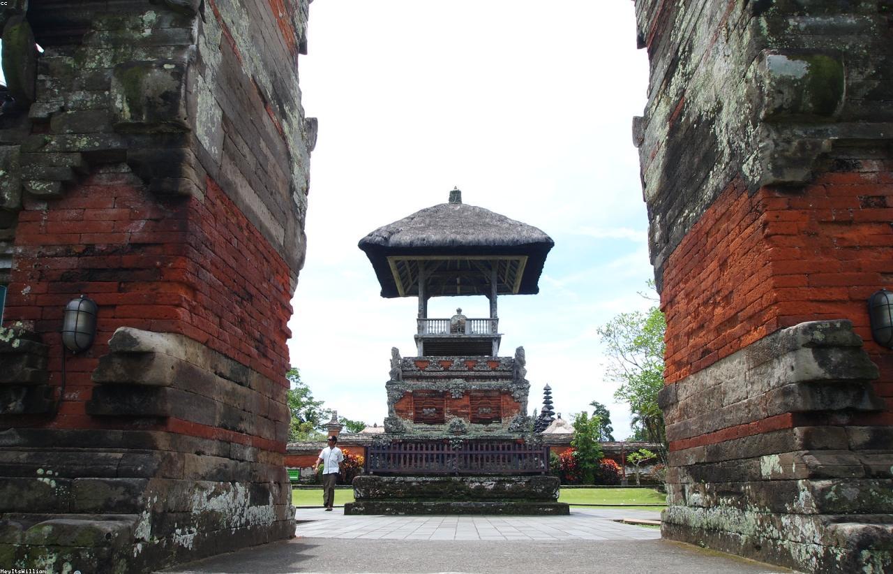 Lempuyang Full Day Tour Bali tour package